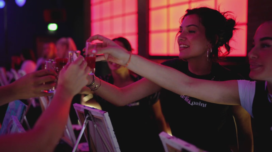 drink&paint Freundinnen-Clip